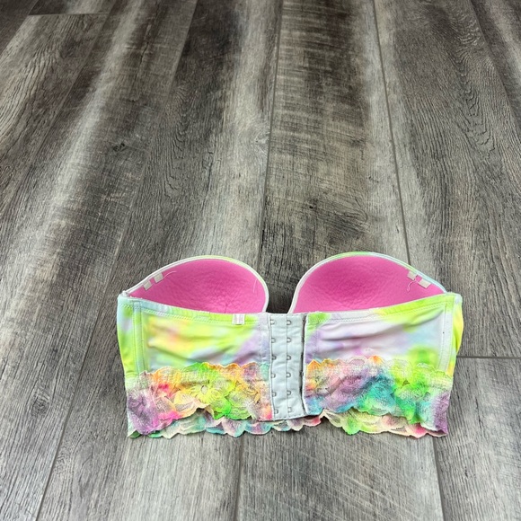 36D VS Strapless Bustier Bra - Picture 5 of 13